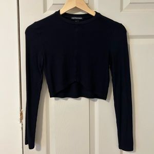 Long sleeve size small